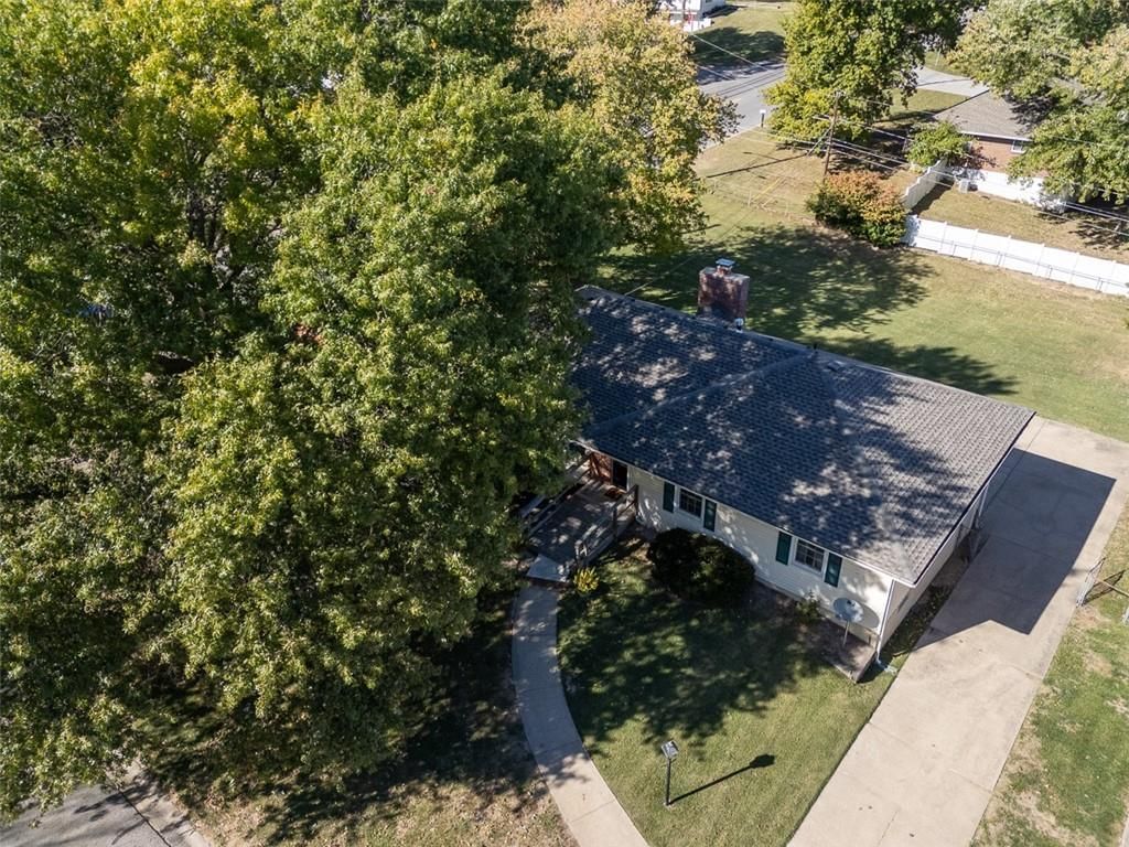 Photo 30 of 40 - 7146 Greeley Avenue