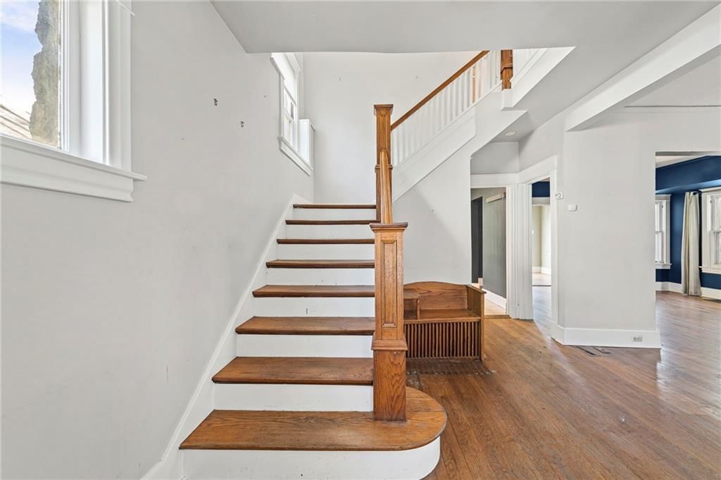 3909 Charlotte Street — photo 2