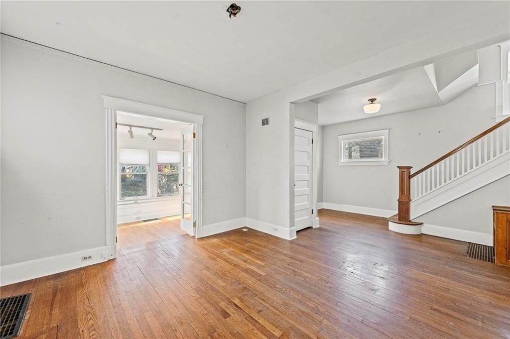 3909 Charlotte Street — photo 4