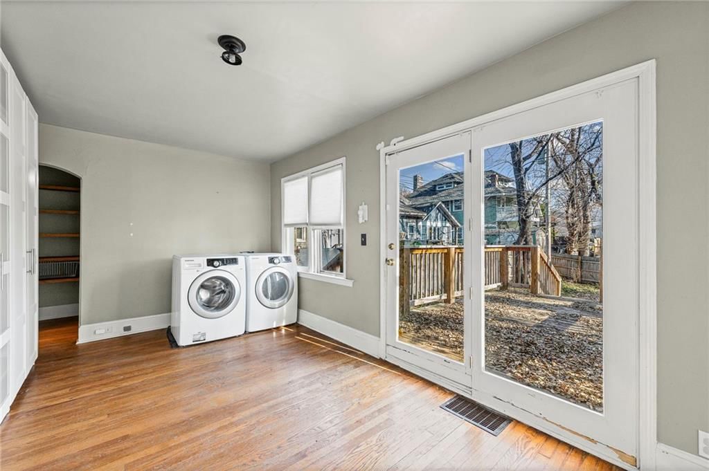 3909 Charlotte Street — photo 10