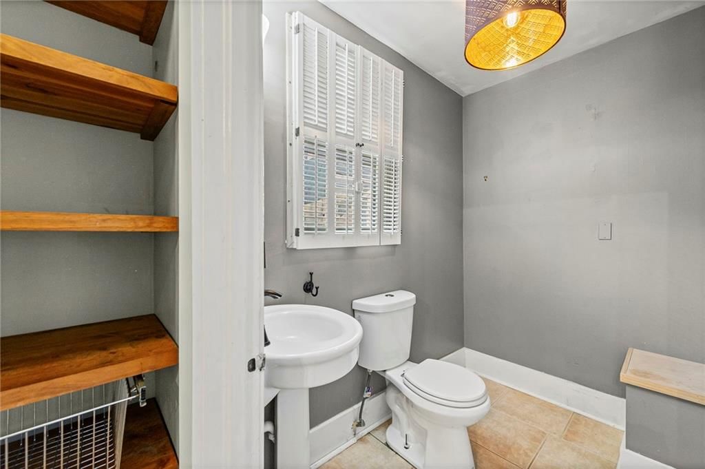 3909 Charlotte Street — photo 13