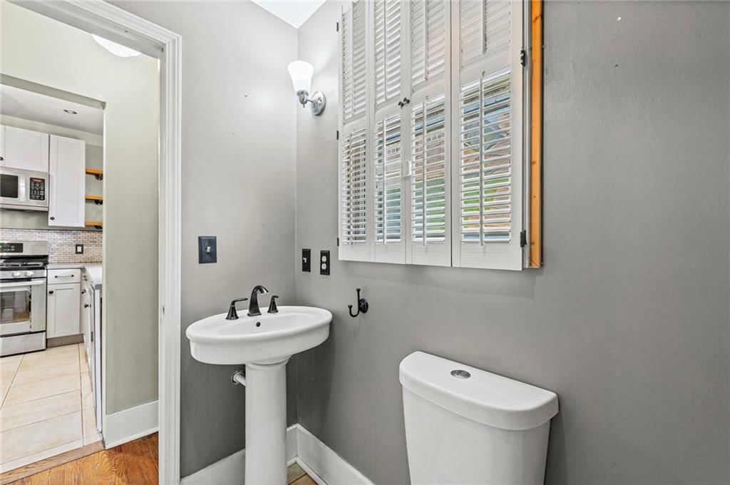 3909 Charlotte Street — photo 14