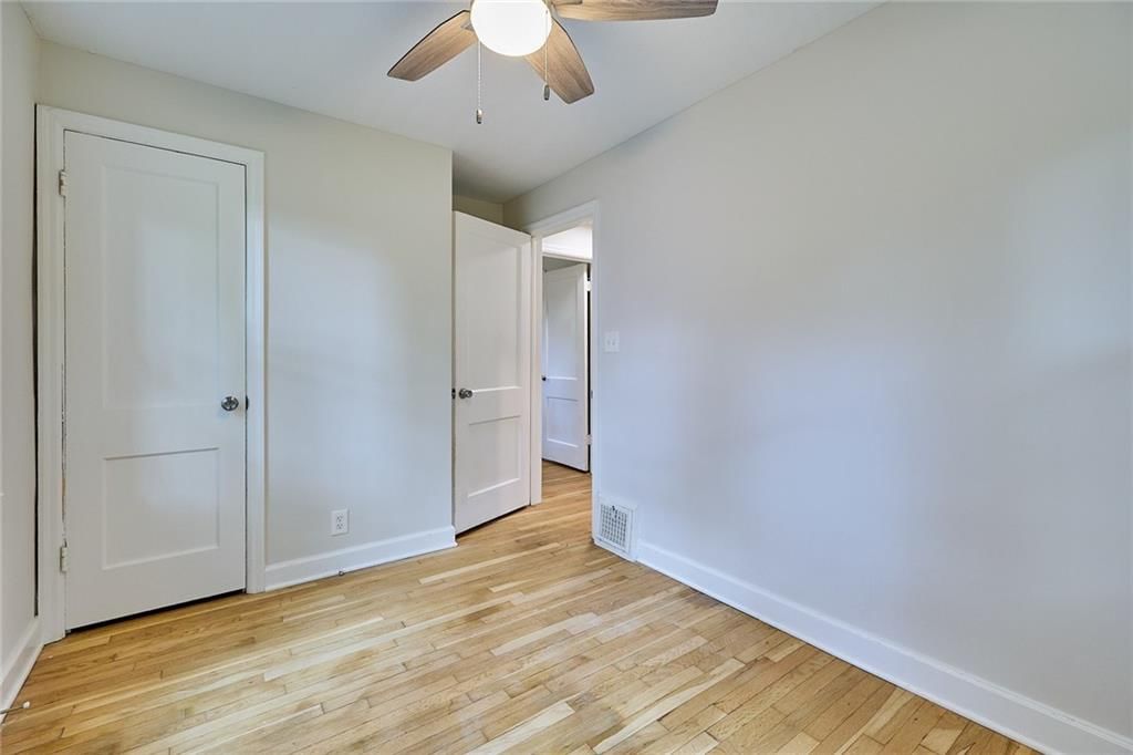 1221 W 25th Street — photo 13