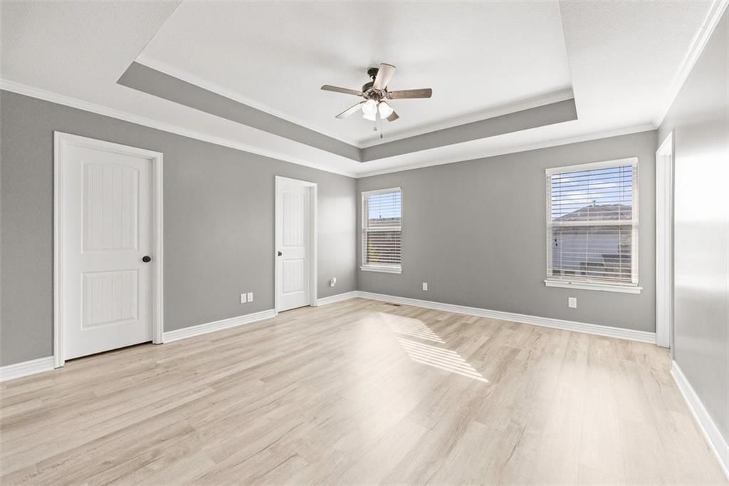 909 SW 35TH Street — photo 17