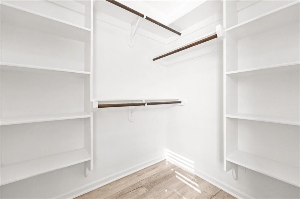 909 SW 35TH Street — photo 22