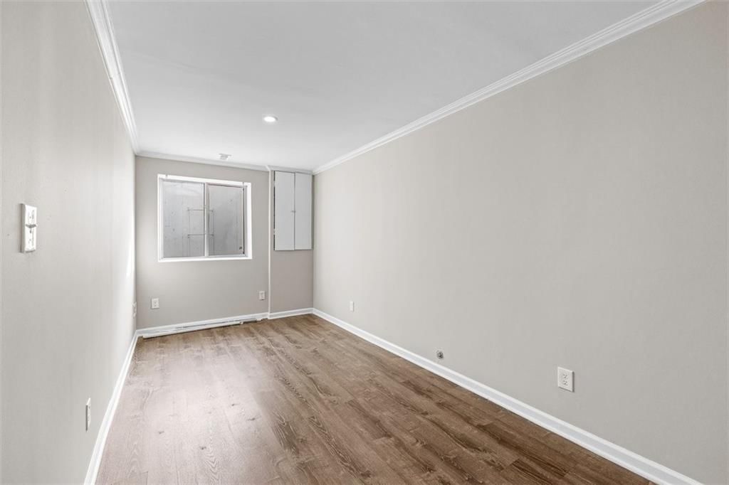 909 SW 35TH Street — photo 31