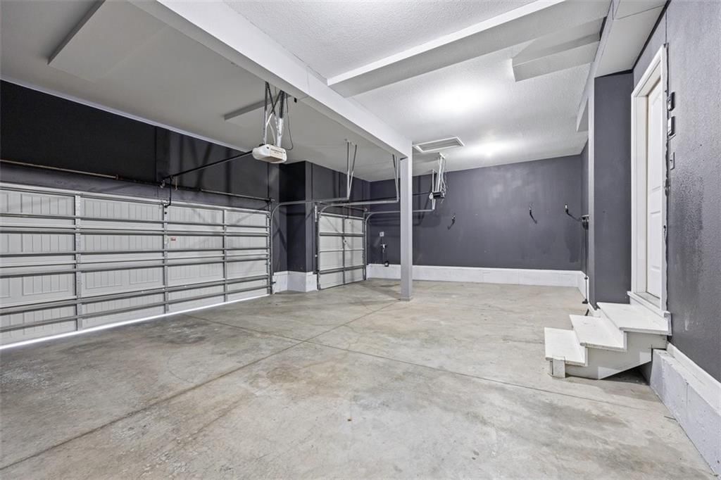 909 SW 35TH Street — photo 32
