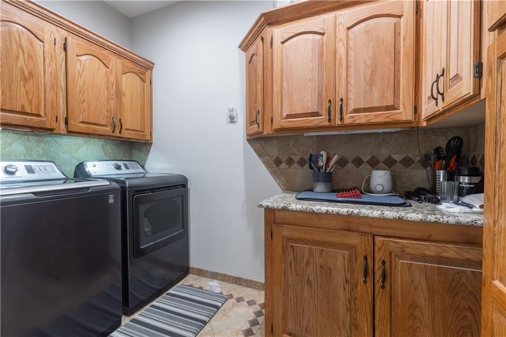 18494 Linwood Road — photo 35