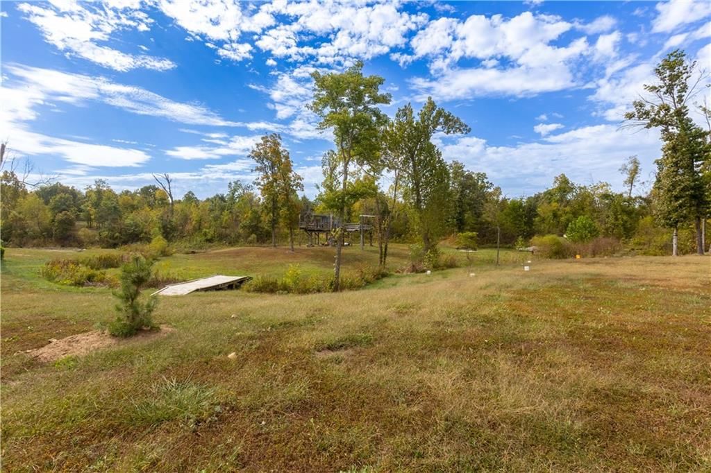 18494 Linwood Road — photo 45