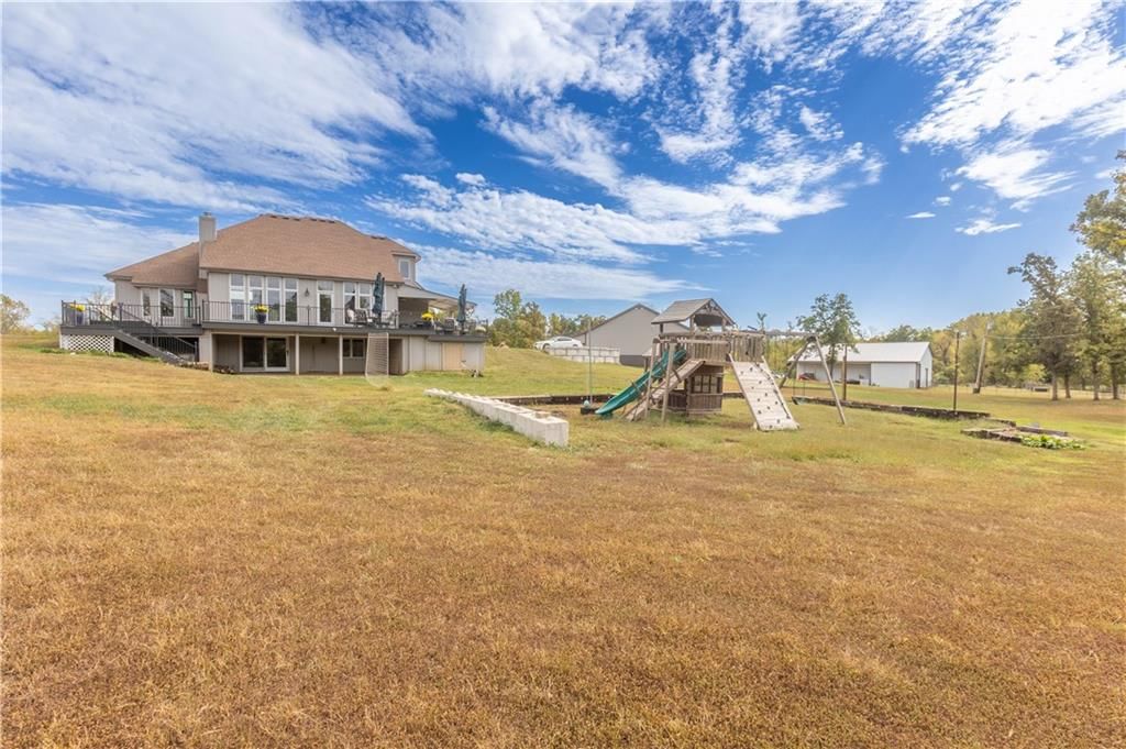 18494 Linwood Road — photo 46