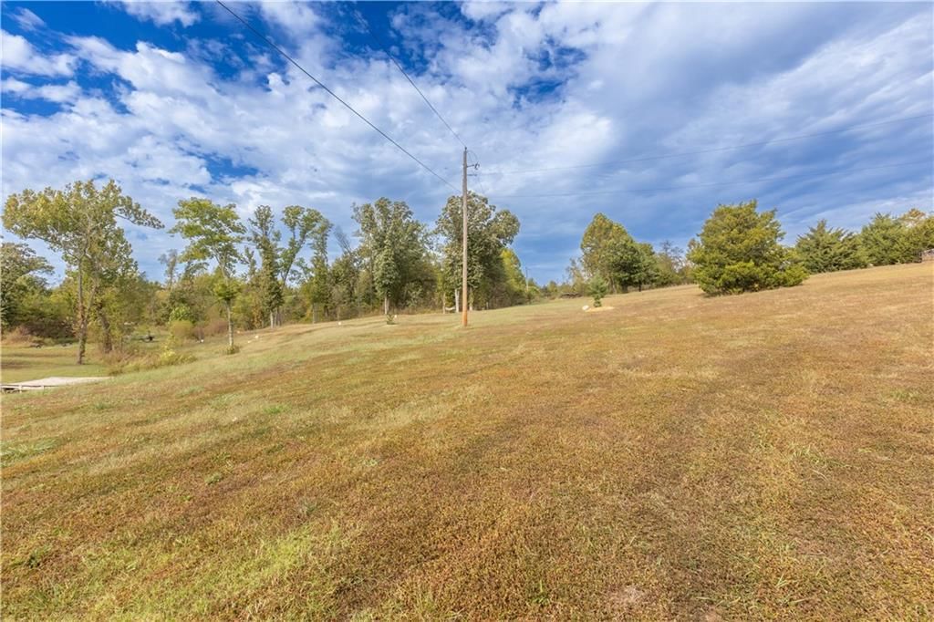 18494 Linwood Road — photo 47