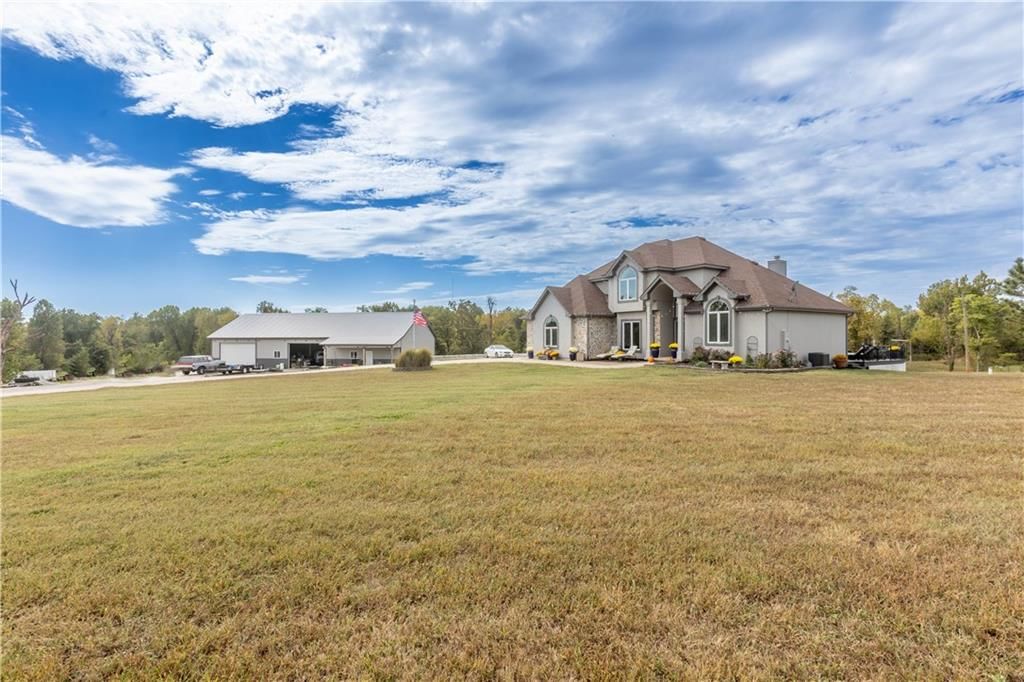 18494 Linwood Road — photo 69