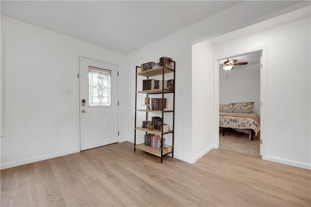 1723 S Park Avenue — photo 19