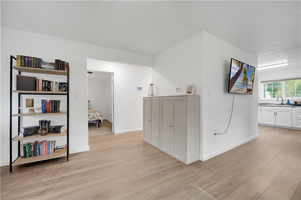 1723 S Park Avenue — photo 21