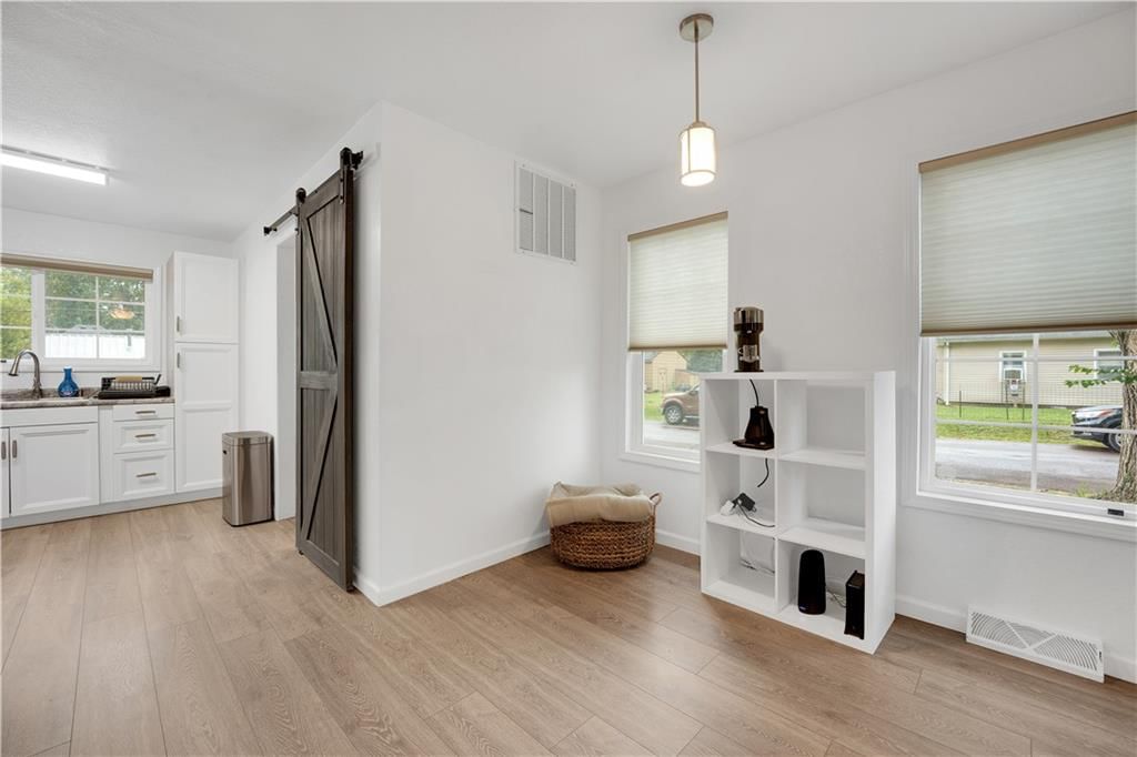 1723 S Park Avenue — photo 24