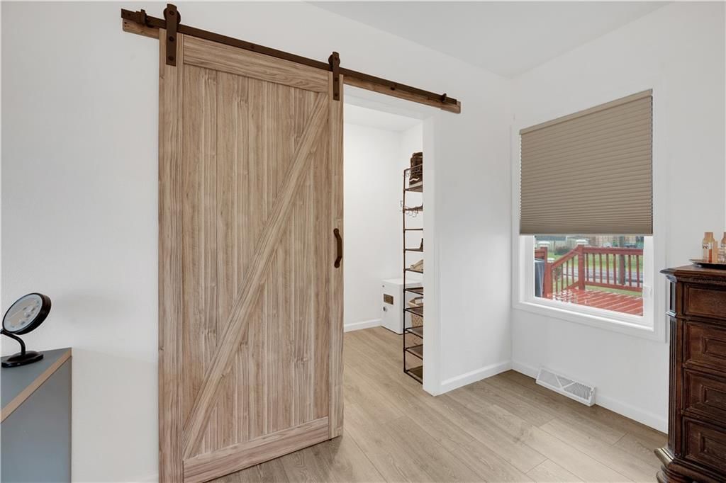 1723 S Park Avenue — photo 44