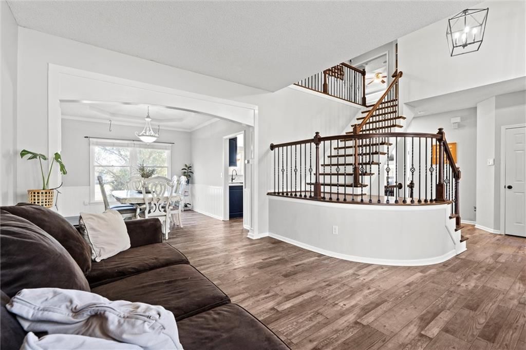 22611 W 46TH Terrace — photo 5