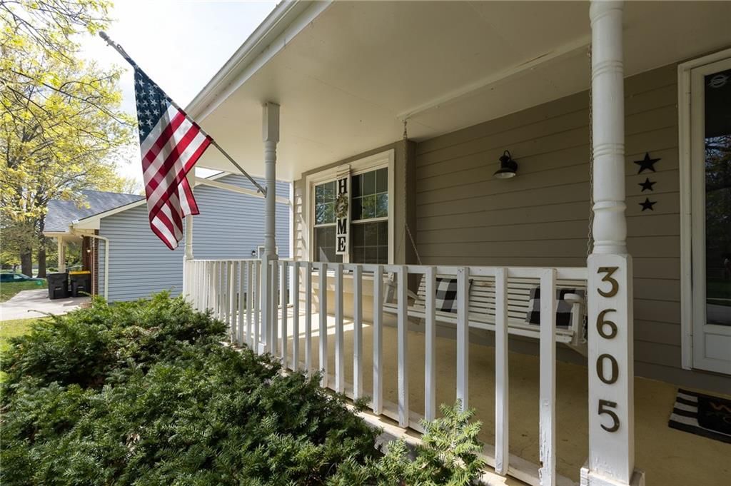 3605 NW Dogwood Drive — photo 3