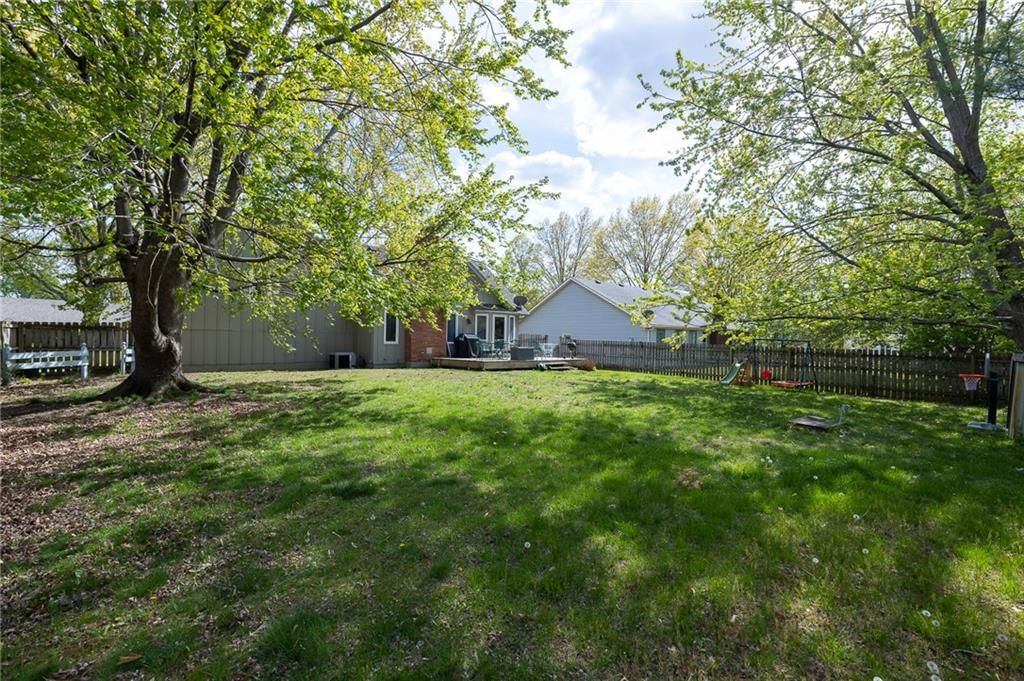 3605 NW Dogwood Drive — photo 35