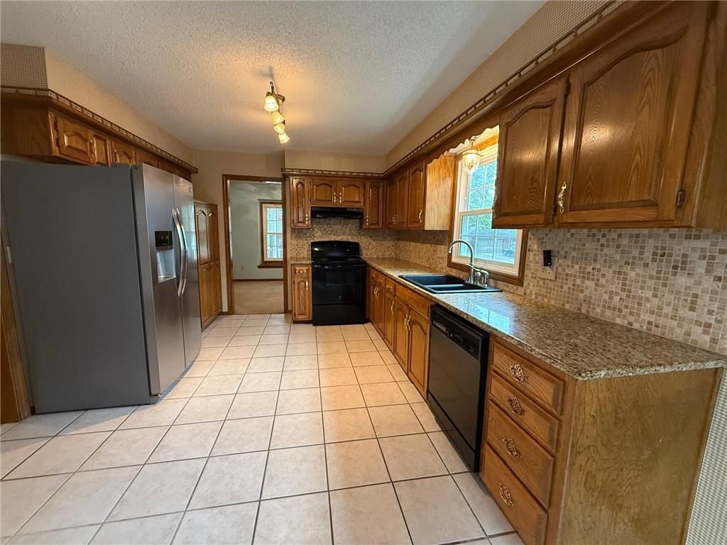 3605 NW Dogwood Drive — photo 38
