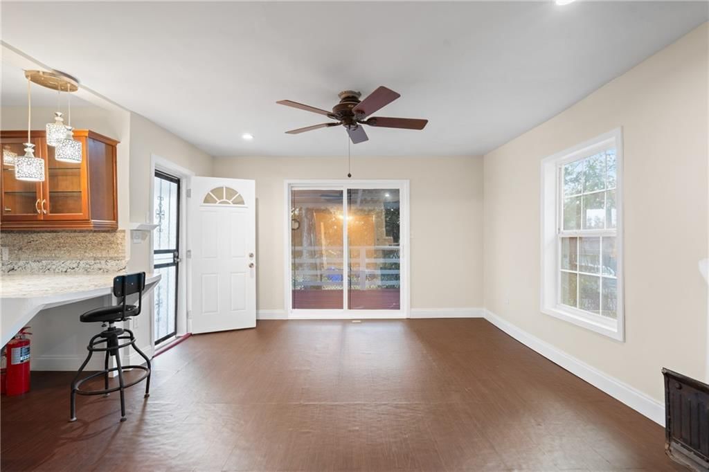 5226 E 28th Terrace — photo 12