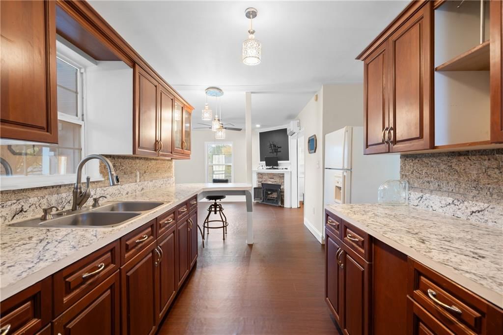 5226 E 28th Terrace — photo 13