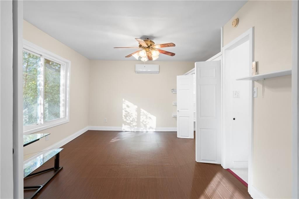 5226 E 28th Terrace — photo 15