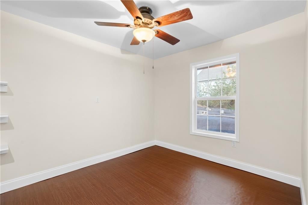 5226 E 28th Terrace — photo 18