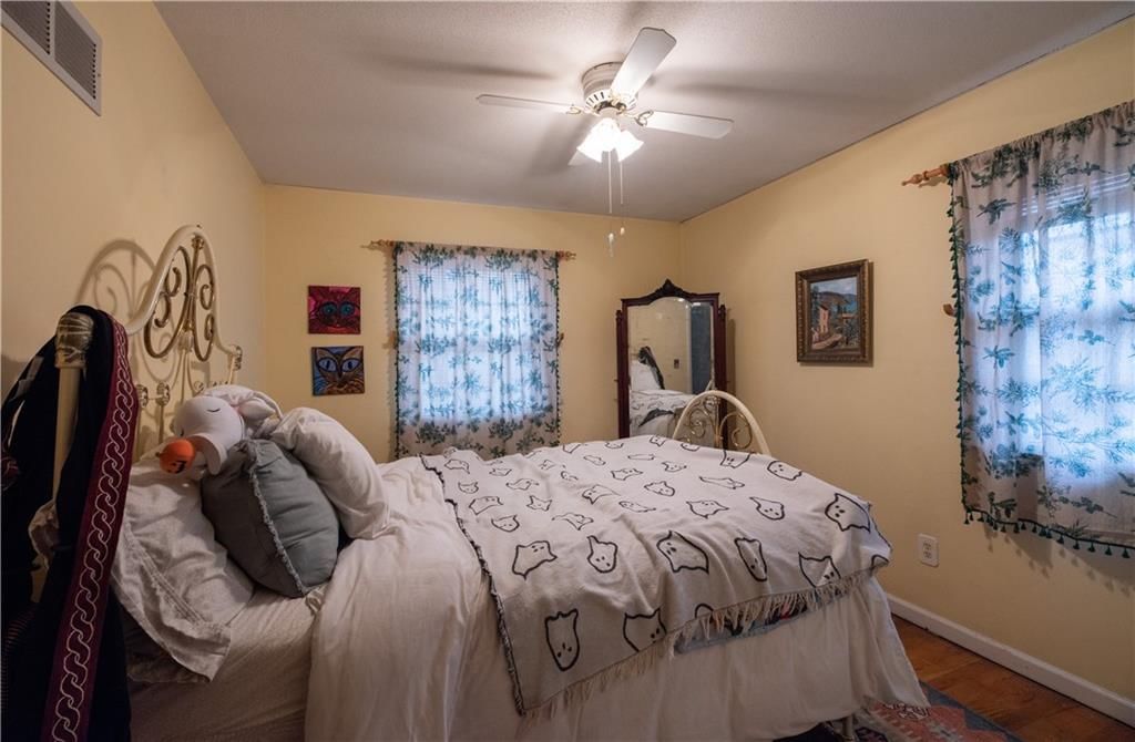 10024 W 70th Terrace — photo 15