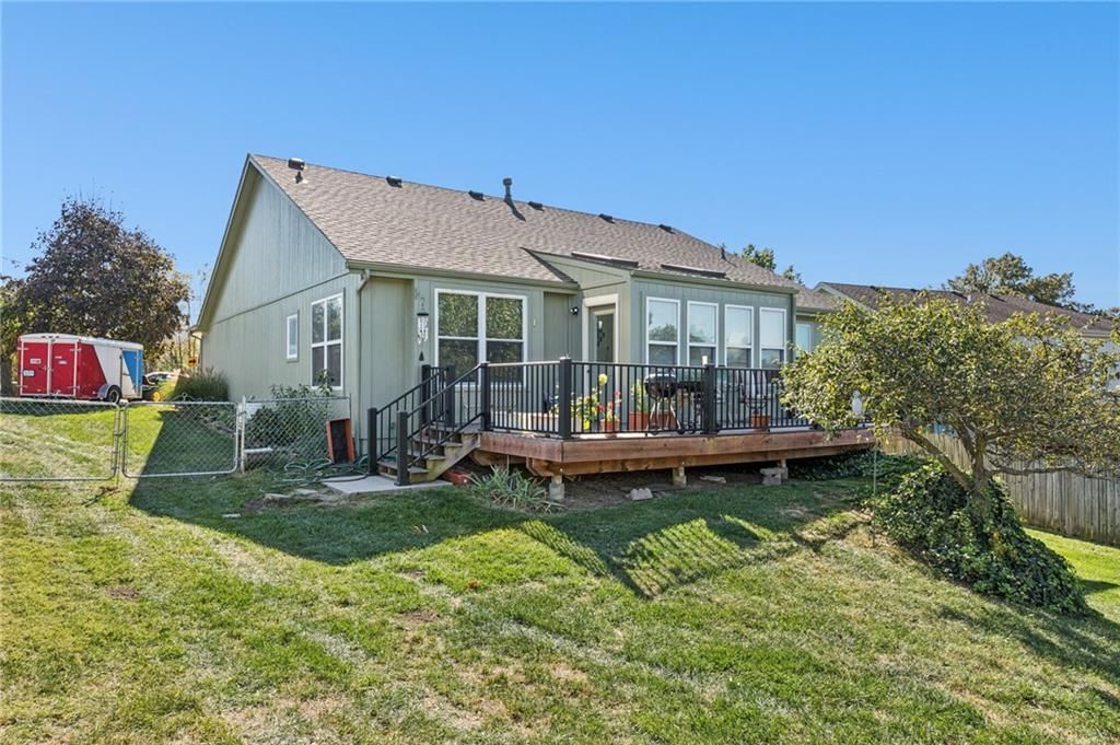 8014 S Church Road — photo 40