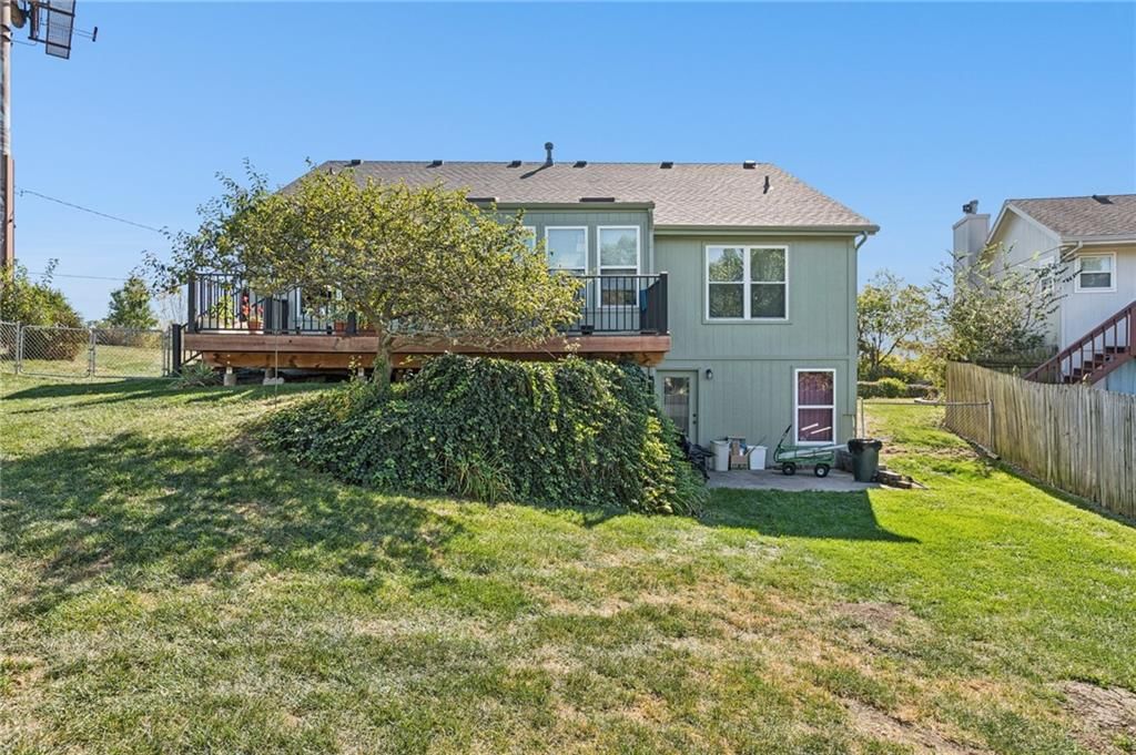 8014 S Church Road — photo 41