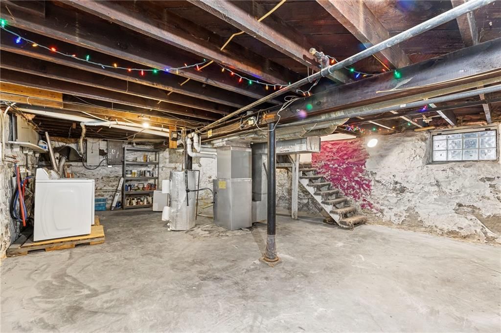 1209 W 40th Street — photo 33