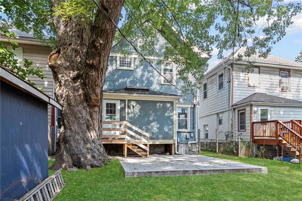 1209 W 40th Street — photo 34
