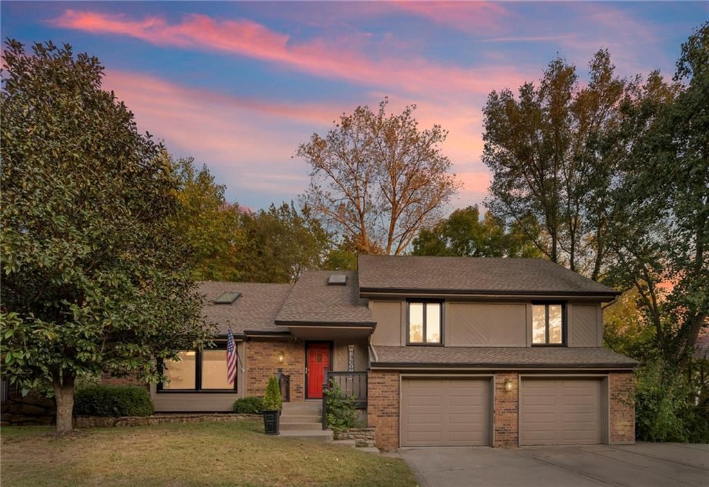 5417 Walden Drive — photo 2