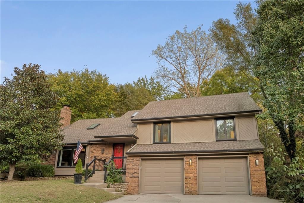 5417 Walden Drive — photo 3