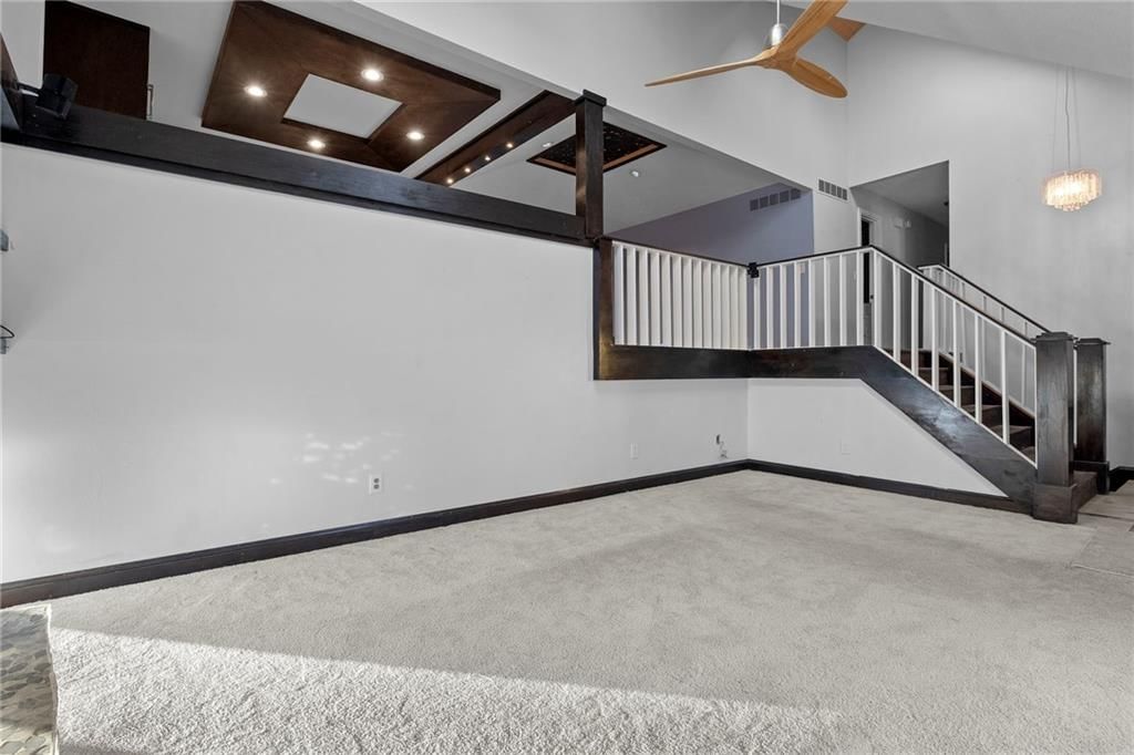5417 Walden Drive — photo 6