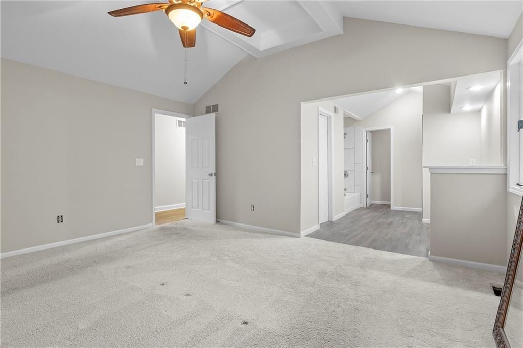 5417 Walden Drive — photo 14