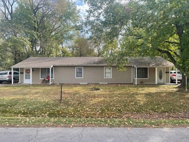 Photo 1 of 25 - 609 Mount Carmel Road