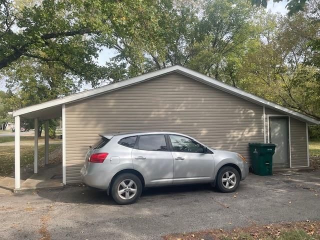 Photo 22 of 25 - 609 Mount Carmel Road