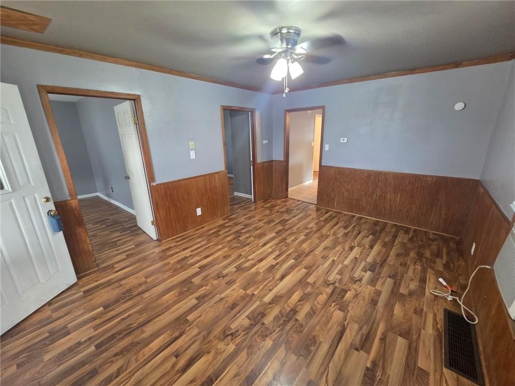 1605 Parkview Avenue — photo 2
