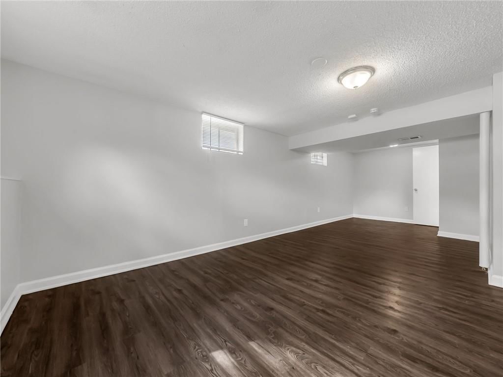1208 NW Golfview Drive — photo 20