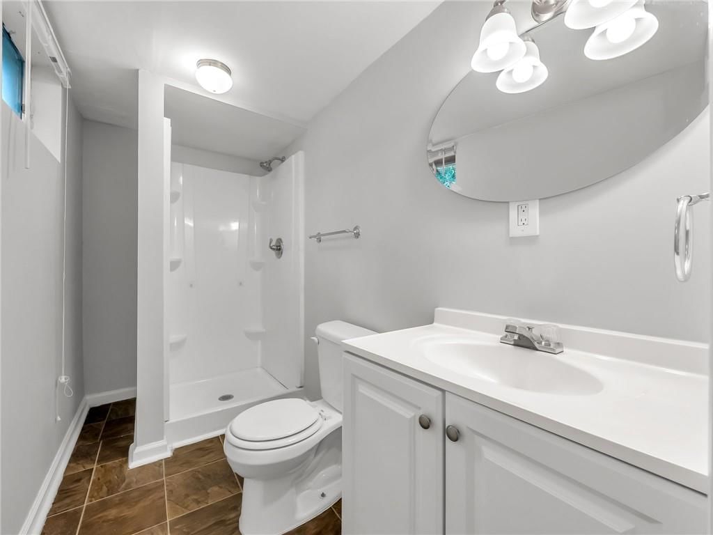1208 NW Golfview Drive — photo 22