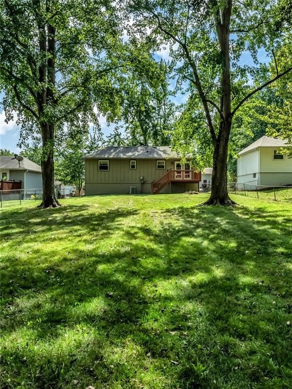 1208 NW Golfview Drive — photo 24