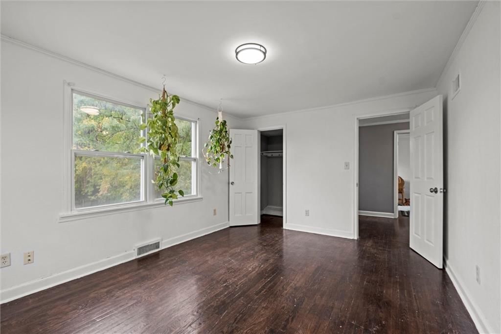 1719 E 76th Street — photo 24