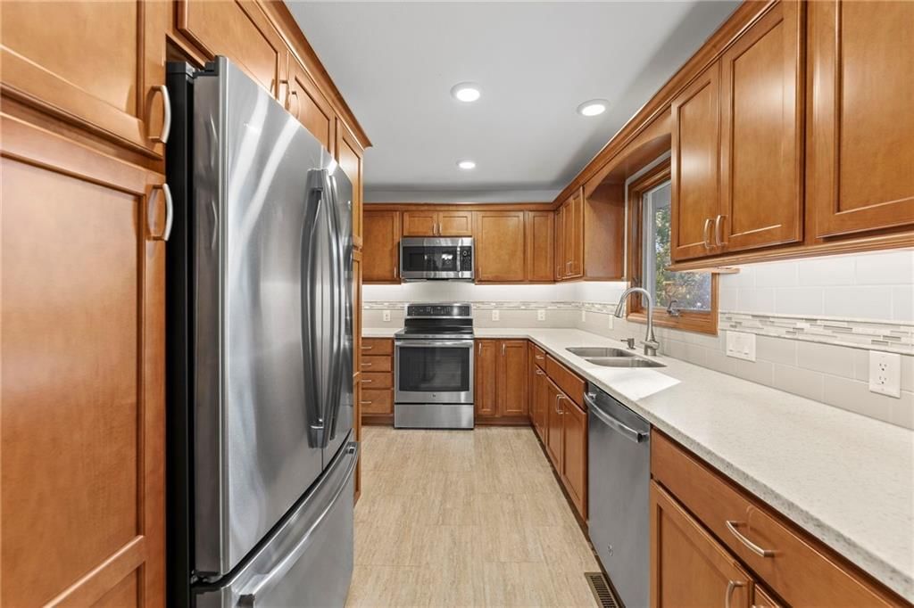 9931 W 56th Street — photo 12