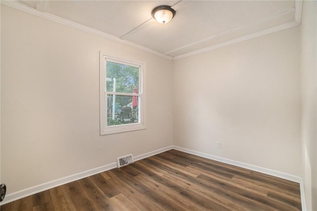 915 NE 44th Street — photo 14