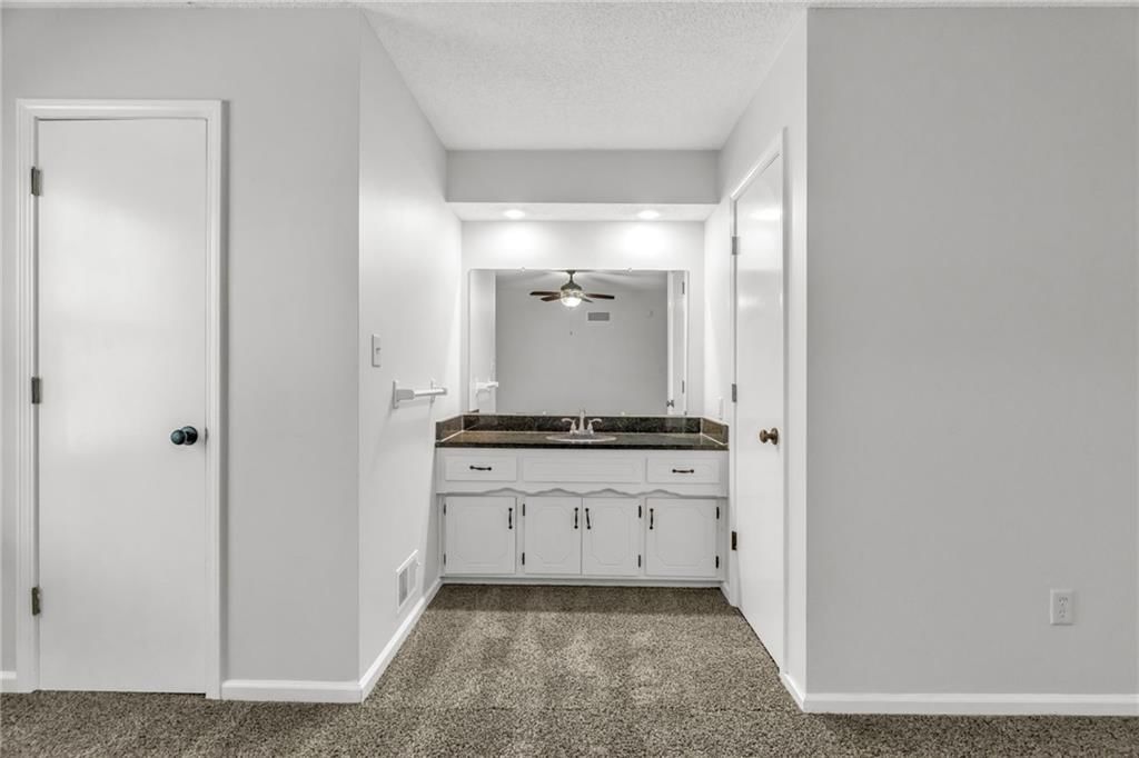 902 SE 5th Terrace — photo 18