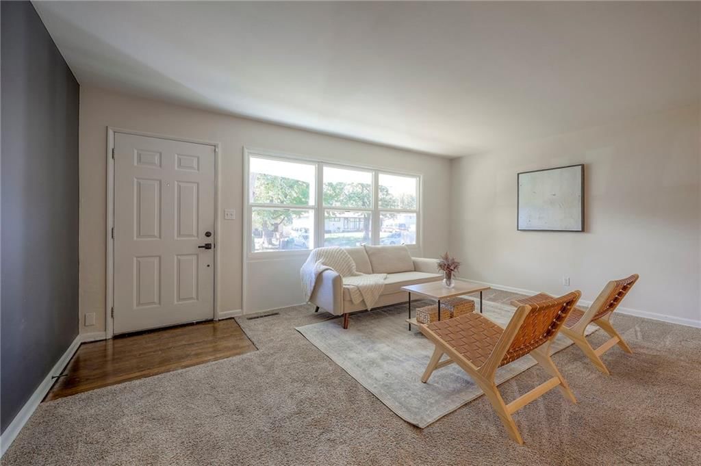 429 N 81st Terrace — photo 3