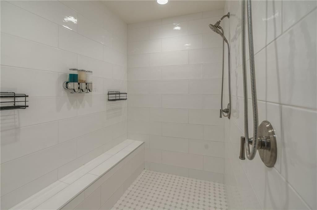 7604 N Donnelly Avenue — photo 29