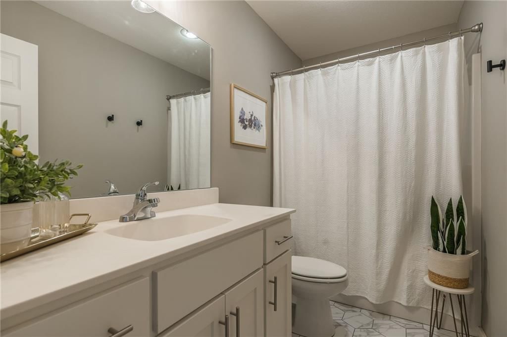 7604 N Donnelly Avenue — photo 35